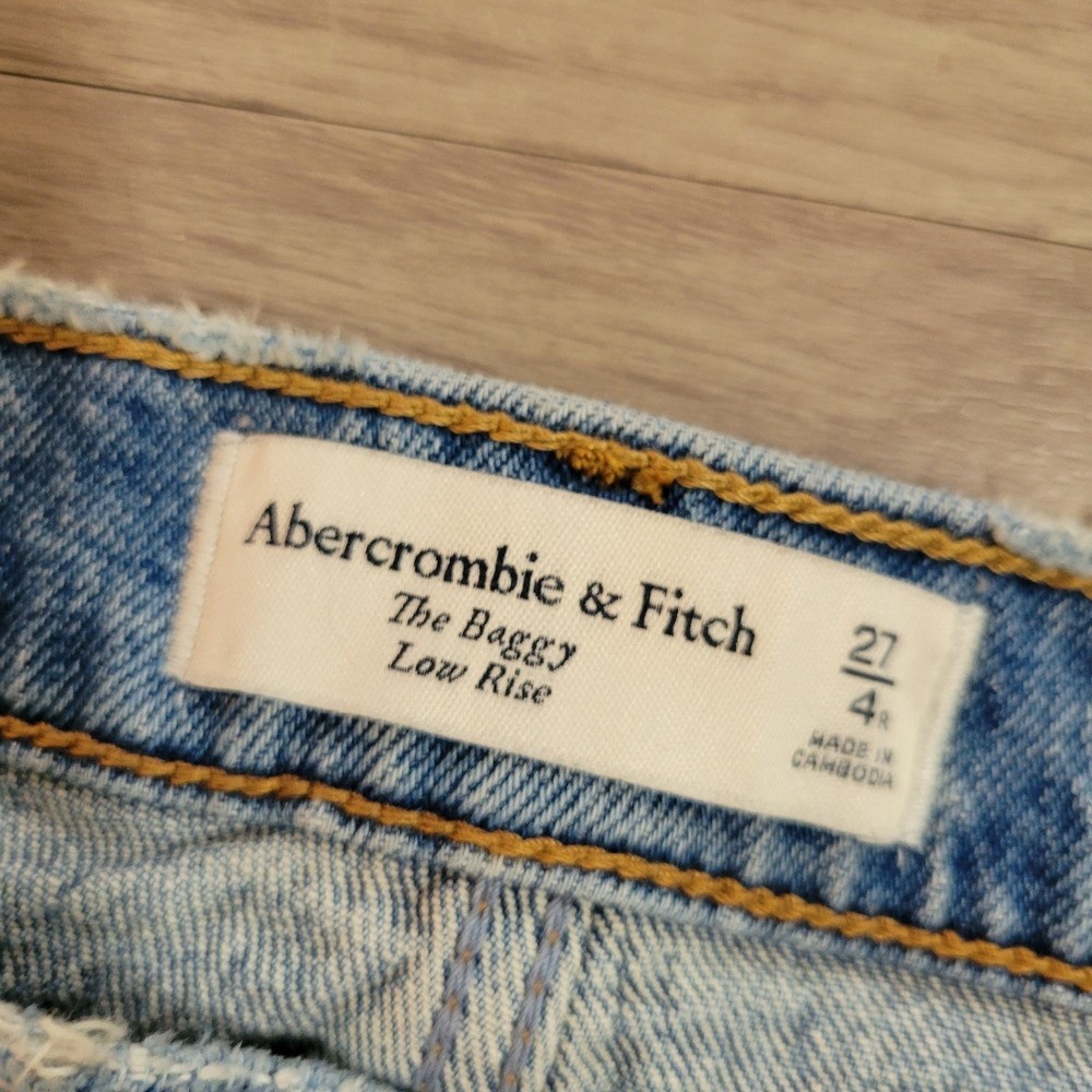 ABERCROMBIE & FITCH THE BAGGY LOW RISE WOMENS 27(30" WAIST) DENIM JEANS RAW HEM - Picture 3 of 6